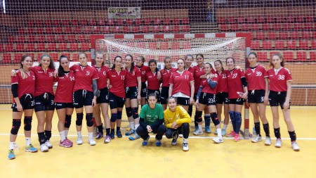 Dorastenky v Šali 10-2017