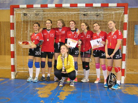 XXIII.Mikulášsky turnaj Most, 2.miesto U2003 st.žiačky